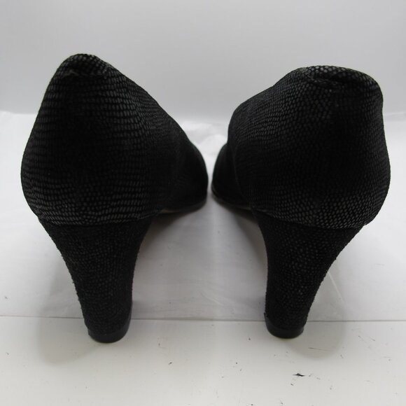 Sesto Meucci black 2 inch heels with lizard pattern  8.5N - Picture 3 of 6